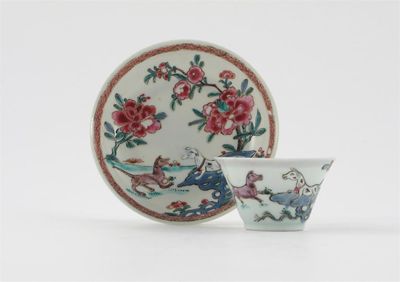 Appraisal: A Chinese famille rose tea bowl and saucer decorated with