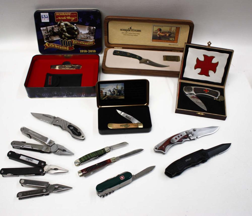 Appraisal: COLLECTION OF THIRTEEN POCKET KNIVES MULTI TOOLS including Leatherman in