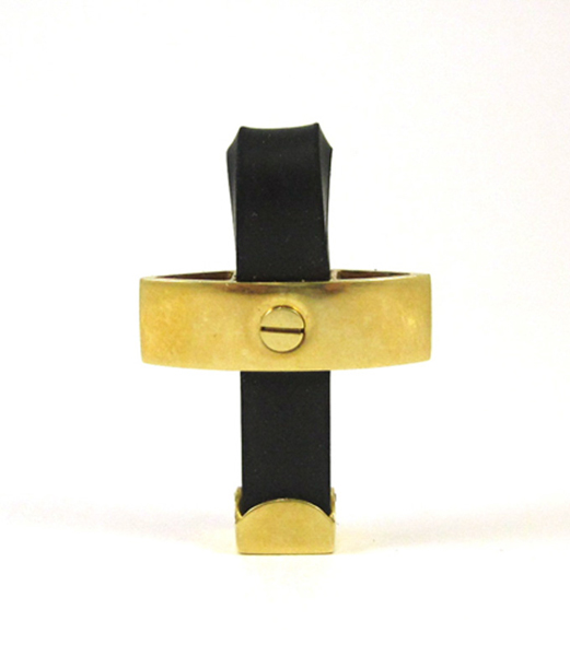 Appraisal: EIGHTEEN KARAT YELLOW GOLD CROSS PENDANT with black rubber and