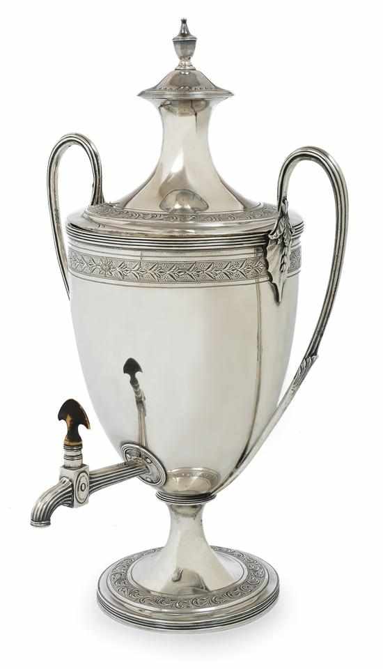 Appraisal: A George III sterling silver tea urn Maker's mark Henry