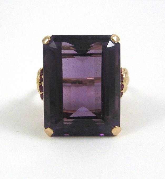 Appraisal: AMETHYST RUBY AND FOURTEEN KARAT GOLD RING The rose gold