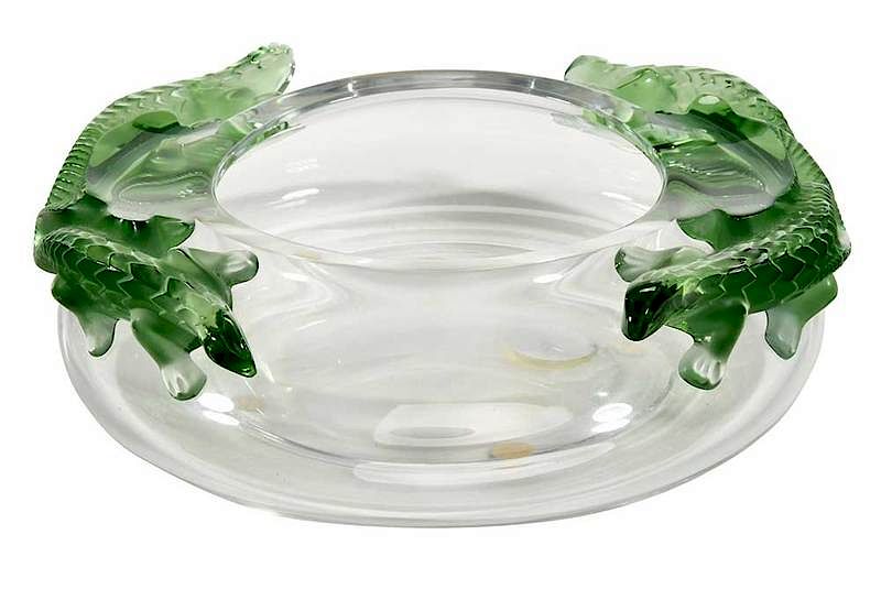 Appraisal: Lalique Bamako Bowl with green lizards on a clear glass