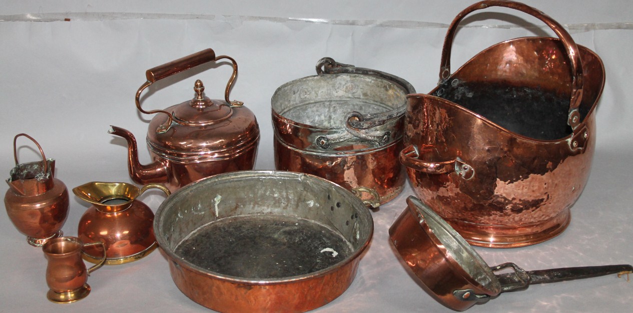 Appraisal: Various thC and later copper ware to include a coal