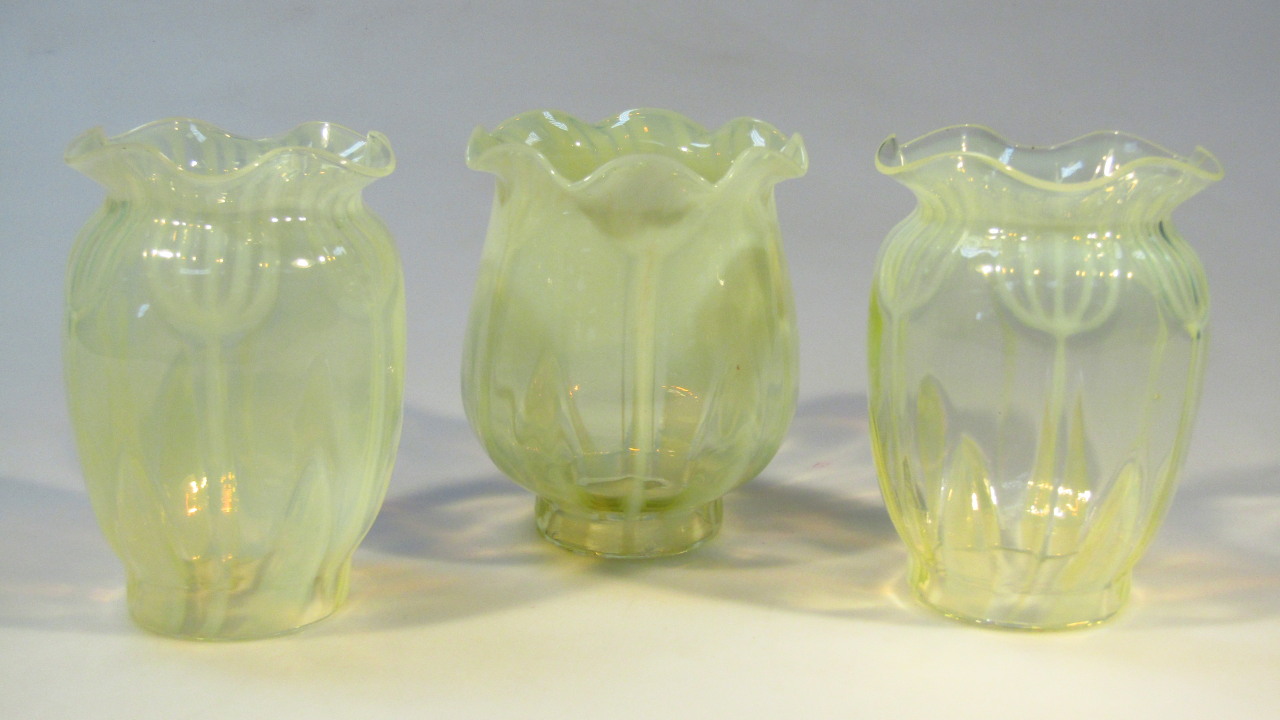 Appraisal: A pair of early thC yellow clear and vaseline glass