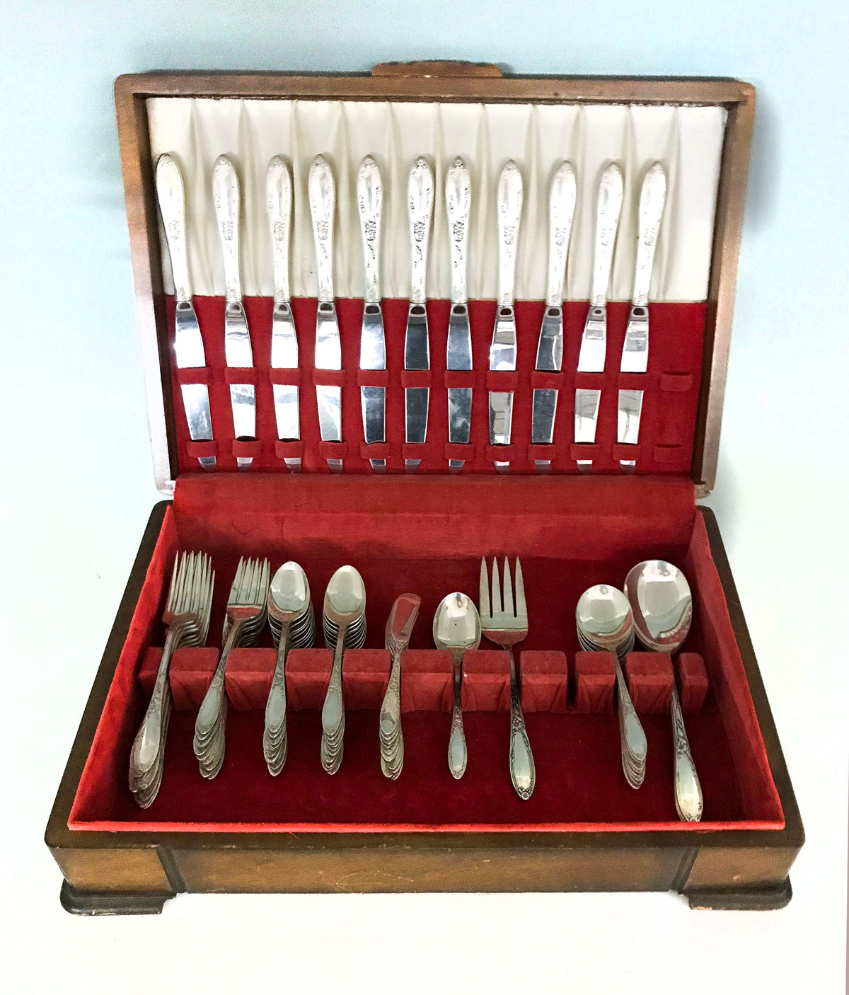 Appraisal: PC ONEIDA ''VIRGINIAN'' STERLING FLATWARE Approx Troy ounces Comprising -