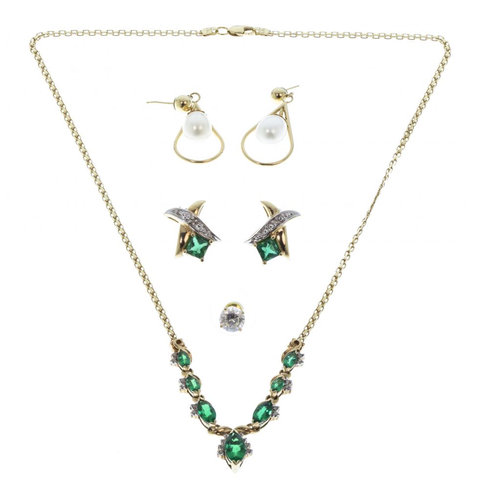 Appraisal: K GOLD AND GEMSTONE JEWELRY ASSORTMENT items including a necklace