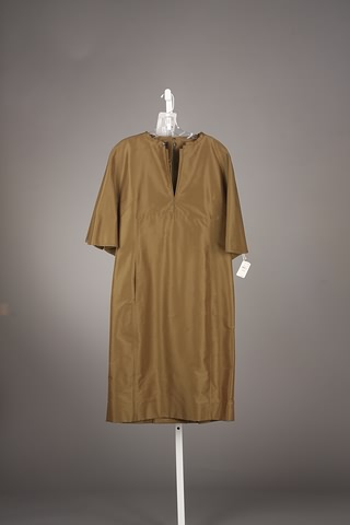 Appraisal: CHADO olive cotton silk dress with signature stitching Size Neiman