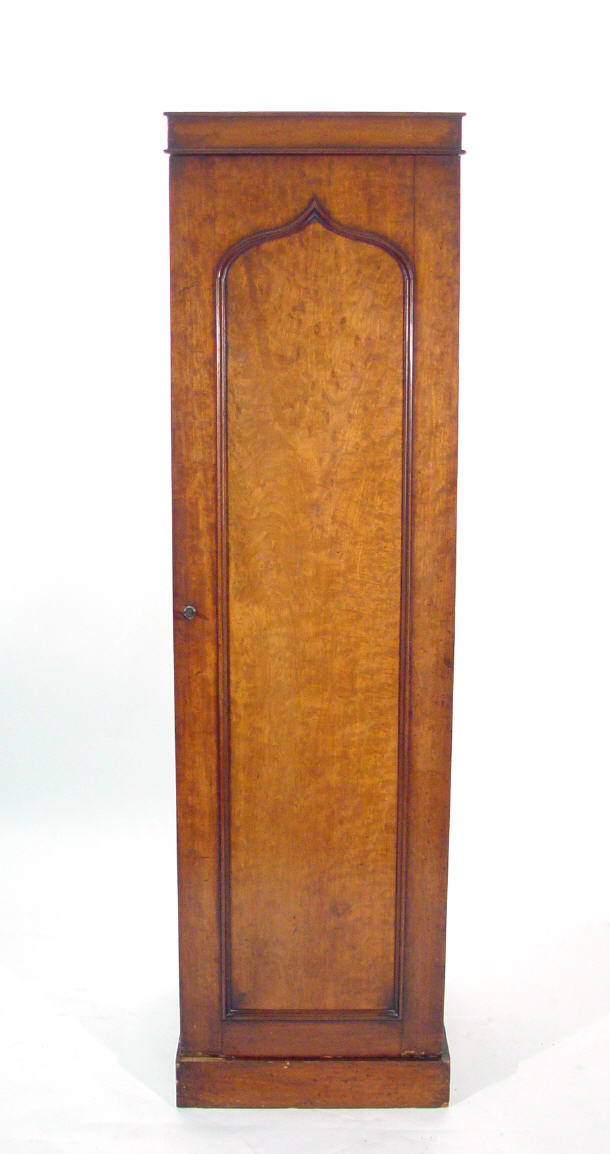 Appraisal: Victorian walnut single robe with arch panel lockable door cm