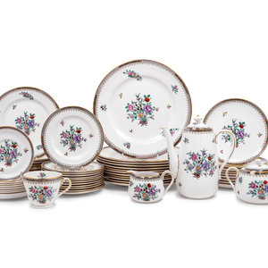 Appraisal: A Spode Lowestoft Flower Porcelain Luncheon Service comprising dinner plates