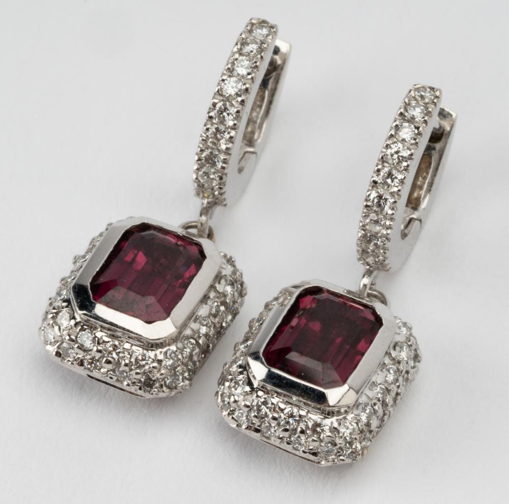 Appraisal: PAIR OF KARAT WHITE GOLD DIAMOND TOURMALINE EARRINGScontaining two rectangular