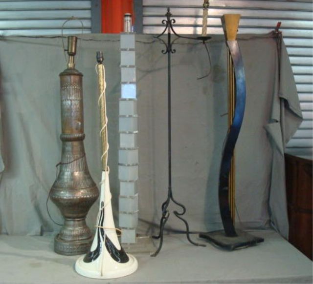 Appraisal: Lot of assorted Midcentury standing lamps Dimensions Tallest