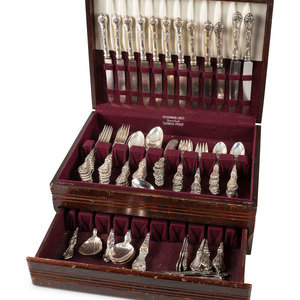 Appraisal: A Reed and Barton 'Le Cinq Fleurs' Silver Flatware Service