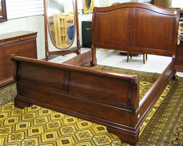 Appraisal: EMPIRE STYLE MAHOGANY KING-SIZE BED WITH RAILS recent manufacture with