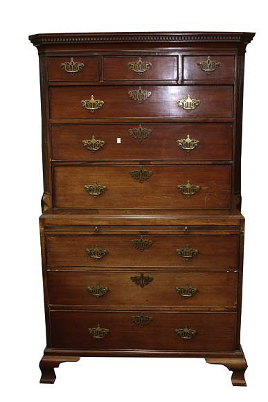 Appraisal: A GEORGE III MAHOGANY CHEST ON CHEST or tallboy the