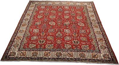 Appraisal: A Tabriz Carpet Approx '- x '- Low wool pile