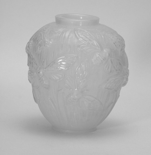 Appraisal: Circa 's Verlys art glass vase ovoid shaped opaque glass