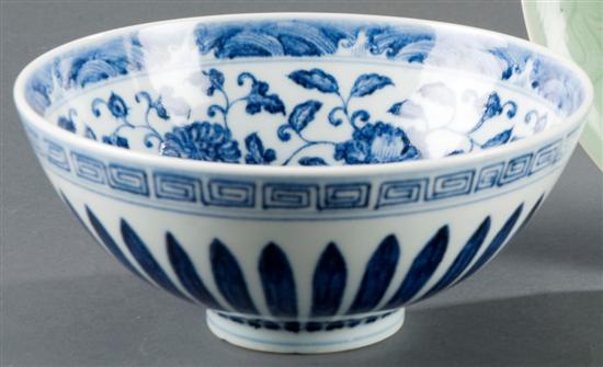 Appraisal: Chinese porcelain blue and white bowl with foliate motif Inside