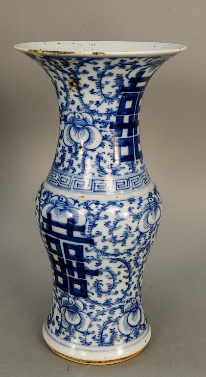 Appraisal: Blue and white beaker vase gu China th century with