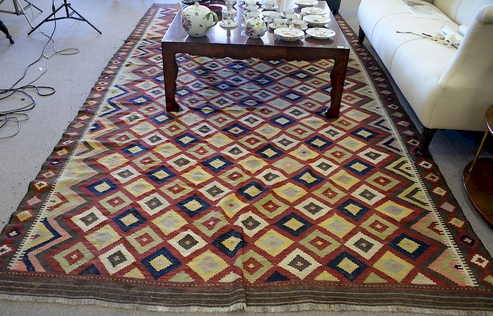 Appraisal: Kilim weave oriental carpet ' x ' Kilim weave oriental