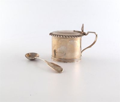 Appraisal: A George IV silver mustard pot by The Lias Brothers