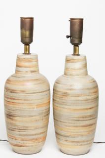 Appraisal: Mid-Century Modern pair of pottery table lamps in striated earth