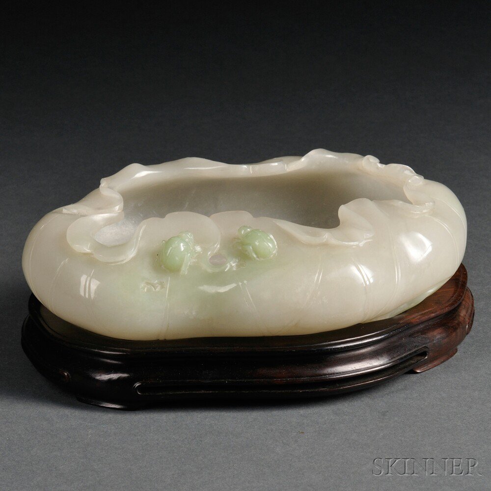 Appraisal: Jade Brush Washer China lotus-shape with unfurling petal rim and