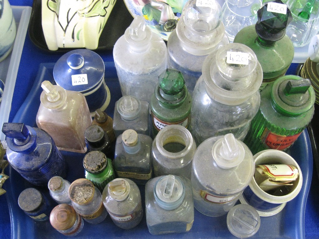 Appraisal: Lot comprising assorted chemists jars and bottles