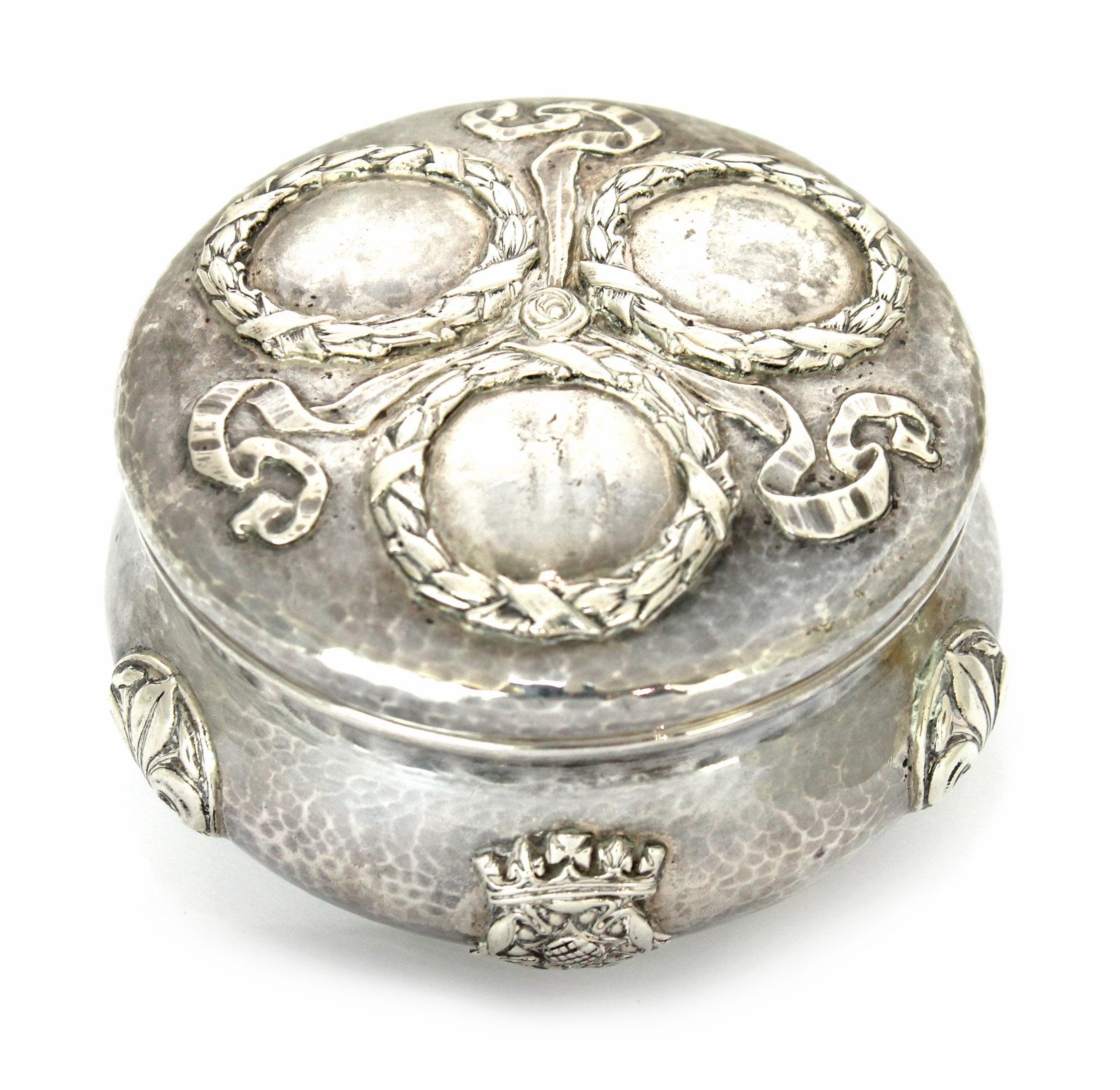 Appraisal: A silver box and detachable cover by Omar Ramsden of