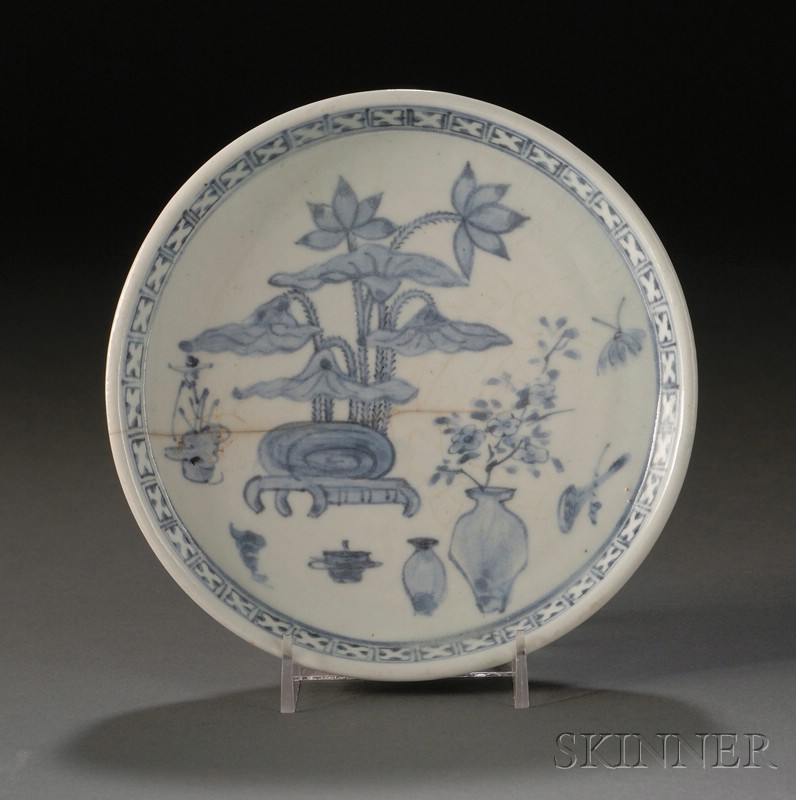 Appraisal: Porcelain Plate Korea Yi dynasty th century underglaze blue decoration