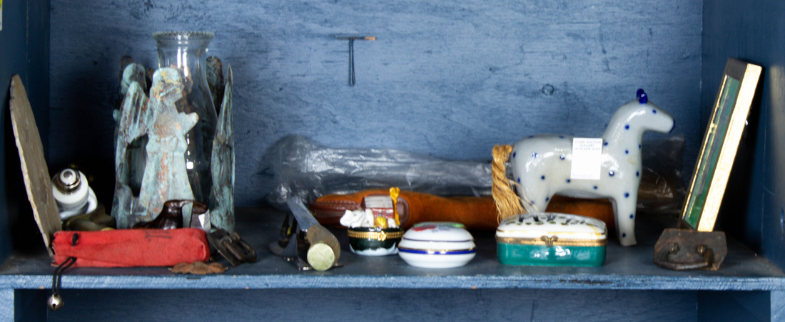 Appraisal: ONE SHELF OF ASSOCIATED DECORATIVES INCLUDING PORCELAIN BOXES One shelf