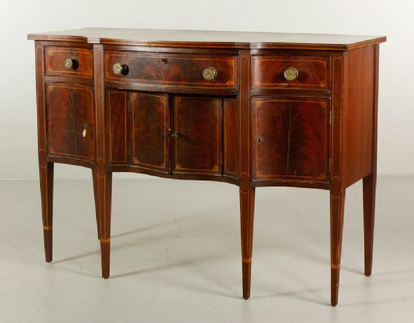 Appraisal: - Hepplewhite Mahogany Sideboard Hepplewhite sideboard with string and shell