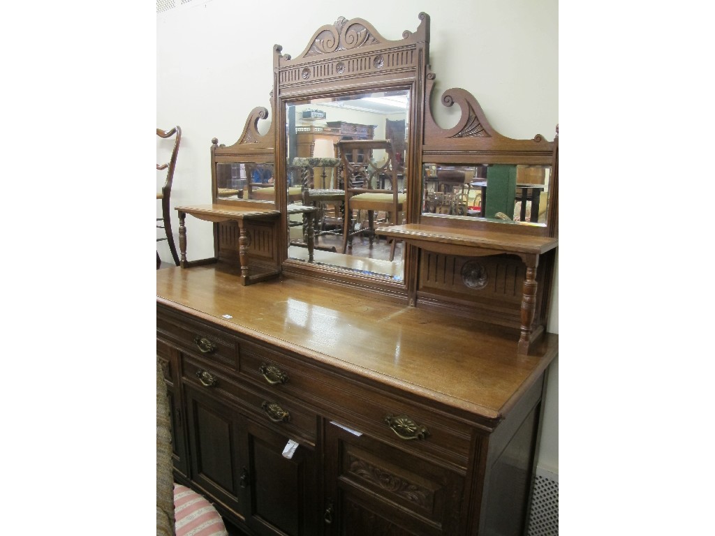 Appraisal: Late Victorian Edwardian oak mirrorback sideboard