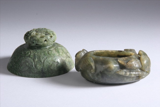 Appraisal: CHINESE GREEN SOAPSTONE BRUSH WASHER Qing Dynasty Bat and peach