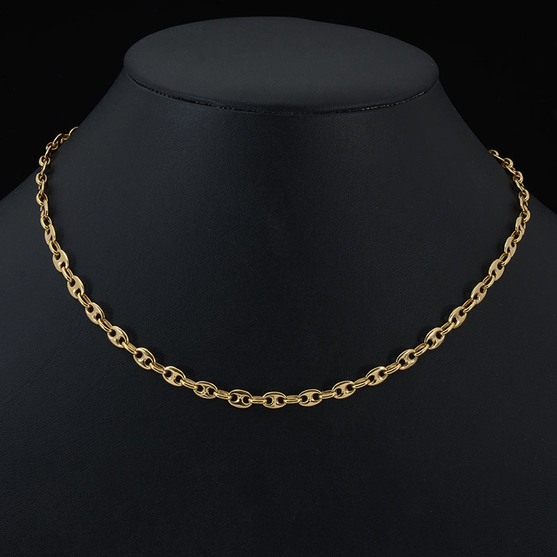 Appraisal: GRAM K GUCCI STYLE LINK NECKLACE Gucci style necklace is