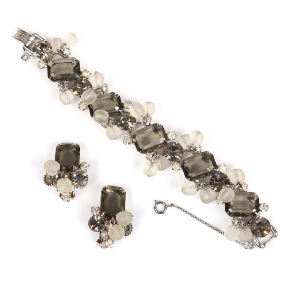 Appraisal: DELIZZA ELSTER JULIANA BRACELET AND EARRINGS SET WITH LARGE UNFOILED