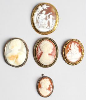 Appraisal: Vintage Cameo Brooches Three with women in profile two with