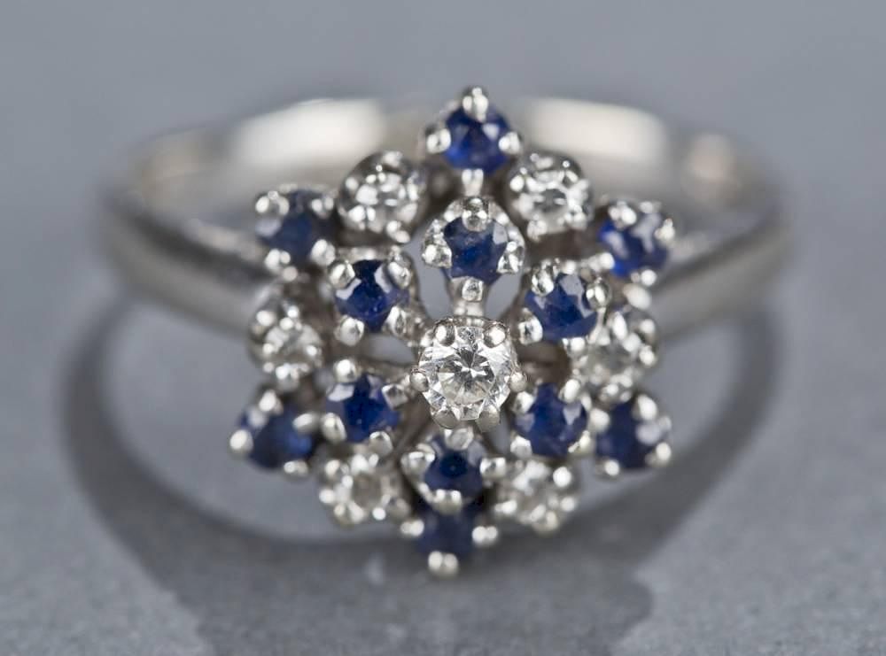 Appraisal: Diamond sapphire kt white gold cocktail ring A diamond sapphire