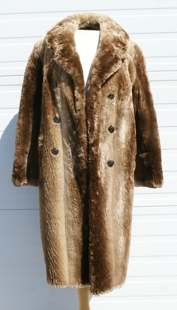 Appraisal: Full length sheared beaver coat good condition about size -