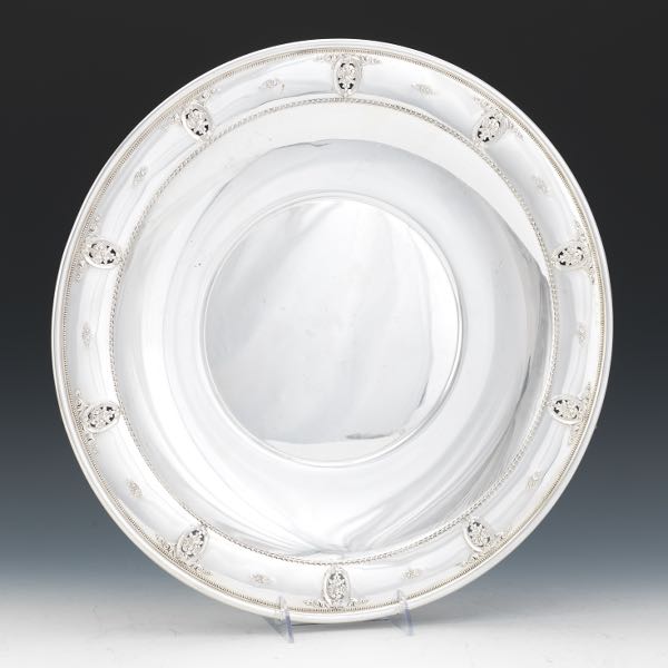 Appraisal: WALLACE STERLING SILVER TRAY Round tray with classical reticulated floral