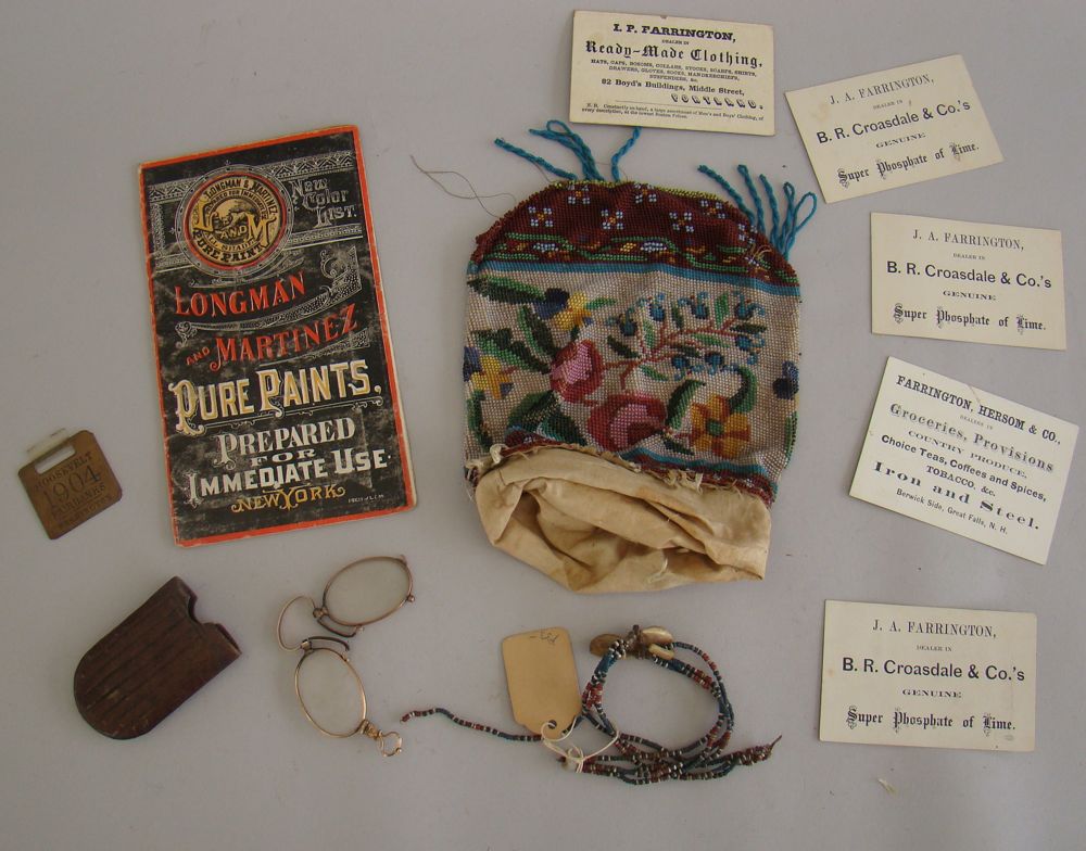 Appraisal: LOT OF ASSORTED ITEMS th CenturyPair of gold lorgnettes a