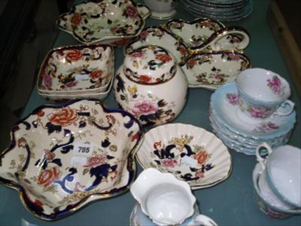 Appraisal: A Masons 'Mandalay' pattern part dinner service together with an