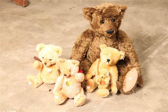 Appraisal: FIVE STEIFF TEDDY BEARS Four tan one brown to h