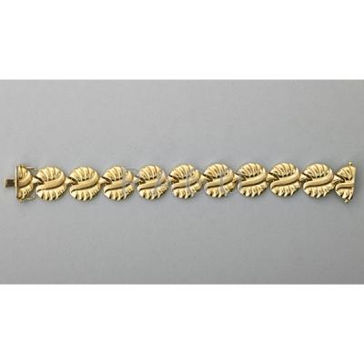 Appraisal: K YELLOW GOLD LEAF-LINK BRACELET ca Faro Italy hollow textured