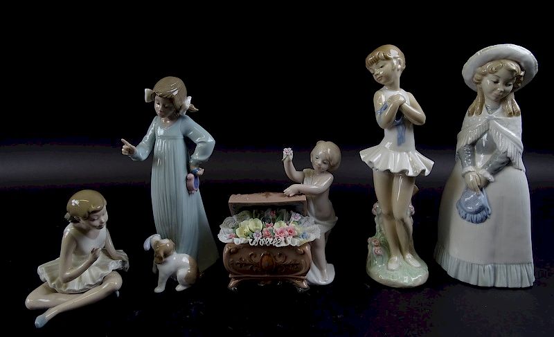 Appraisal: Collection of five porcelain lladro figures Collection of five porcelain