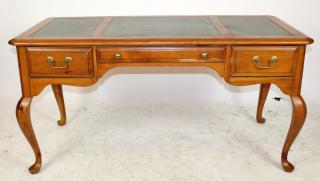 Appraisal: Sligh French Provincial desk in pine with leather top French