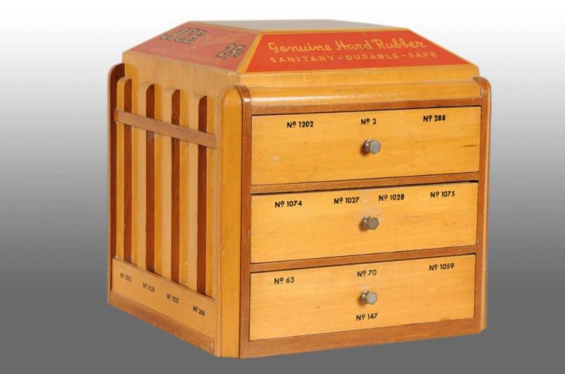 Appraisal: Wooden Ace Combs Advertising Display Description Box has three drawers