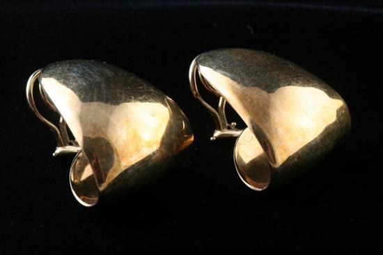 Appraisal: PAIR K YELLOW GOLD BRIGHT-POLISHED GEOMETRIC DESIGN CLIP-BACK EARRINGS L