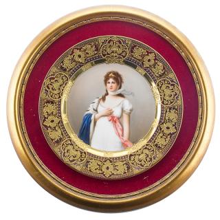 Appraisal: VIENNA PORCELAIN CABINET PLATE Depicting Princess Louise mounted in a