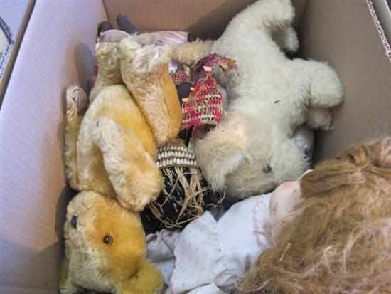 Appraisal: COLLECTION OF TOYS INCLUDING DOLL BEAR ETC