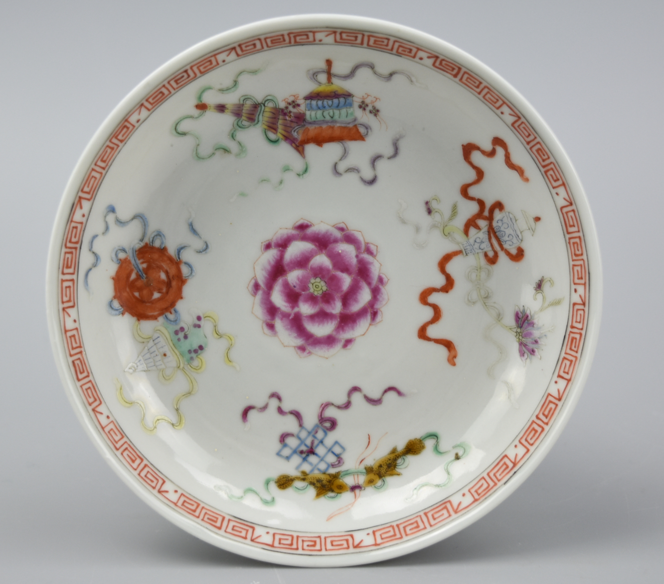 Appraisal: CHINESE FAMILLE ROSE PLATE - TH C This small dish